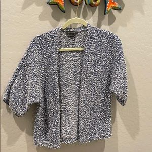 Super cute and Taylor sweater. Size small.